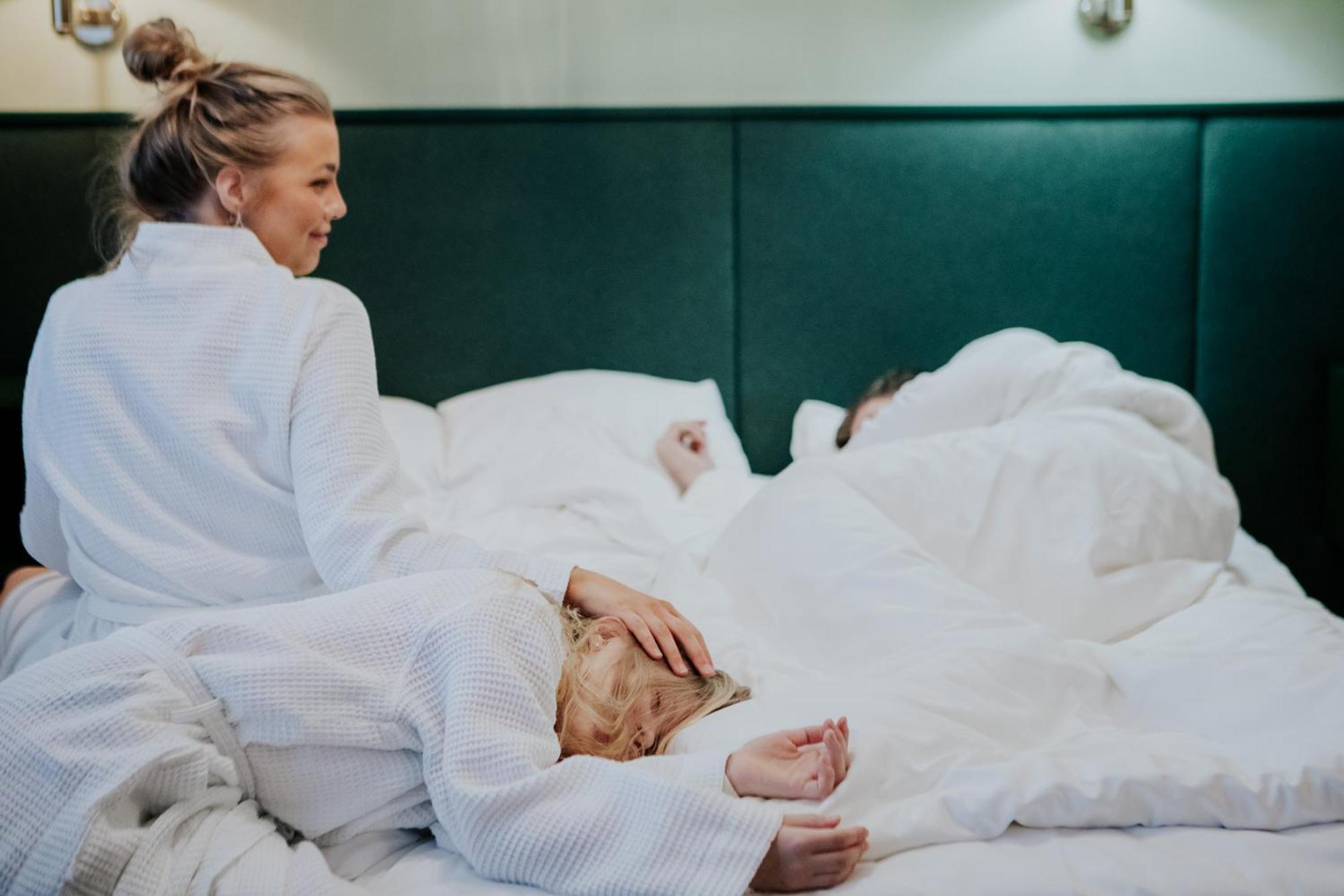 Hotel Fjalar Сало Екстериор снимка
