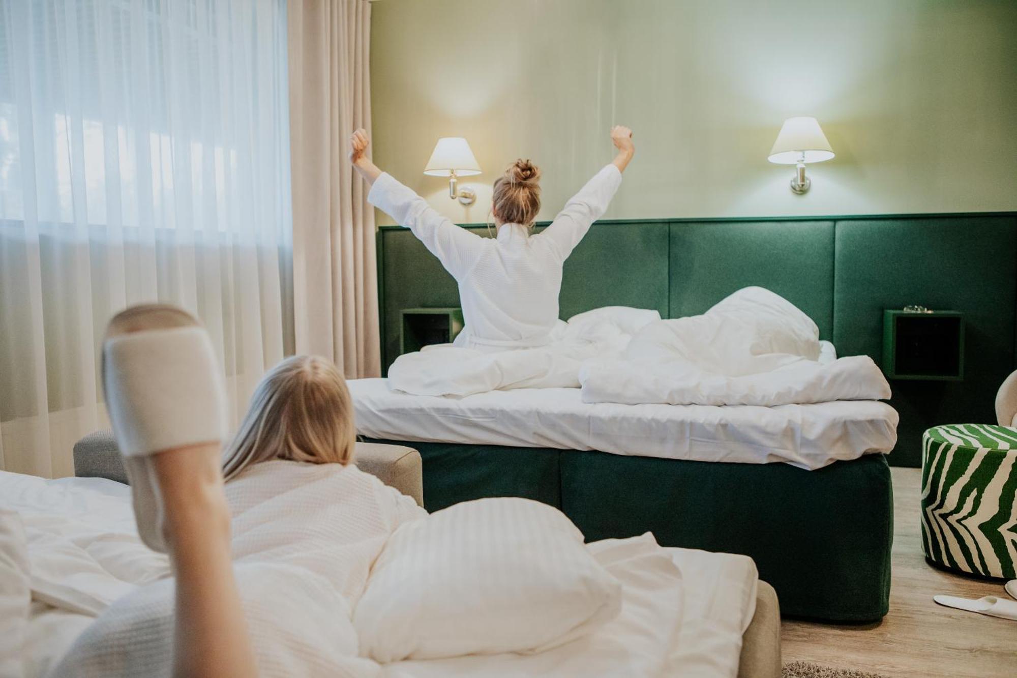 Hotel Fjalar Сало Екстериор снимка